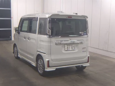 Suzuki Spacia