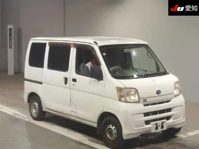 Toyota Pixis Van