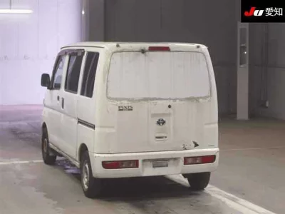 Toyota Pixis Van