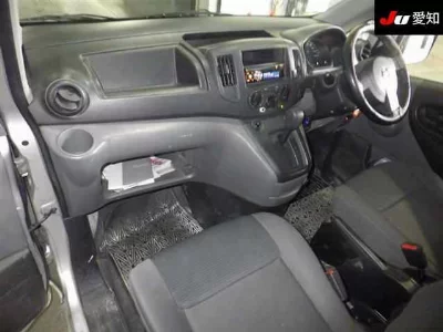 Nissan NV200 VANETTE VAN
