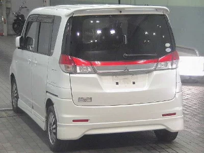 Mitsubishi Delica D:2