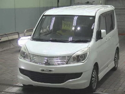 Mitsubishi Delica D:2