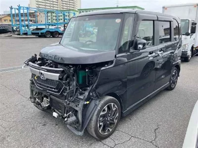 Honda N BOX CUSTOM
