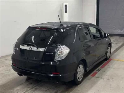 Honda FIT SHUTTLE HYBRID