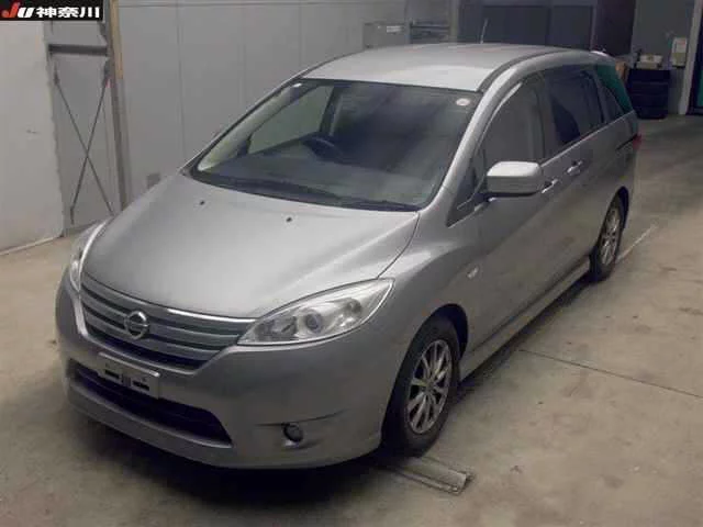 Nissan Lafesta  с аукциона в Японии