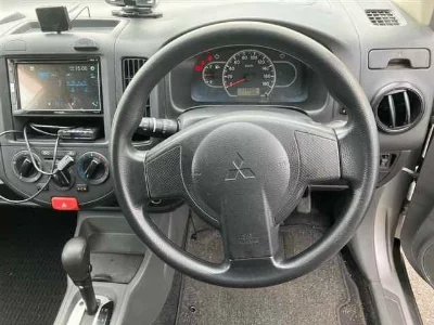 Mitsubishi LANCER CARGO