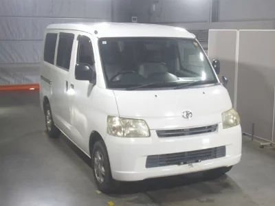 Toyota LiteAce Van