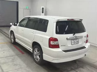 Toyota Kluger V