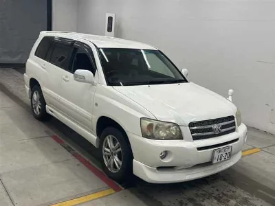 Toyota Kluger V