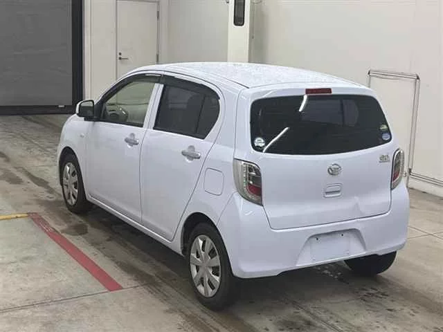Daihatsu Mira e:S  с аукциона в Японии