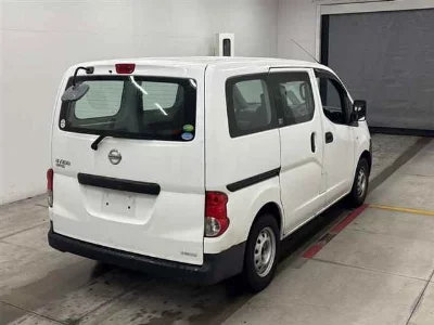 Nissan NV200 VANETTE VAN
