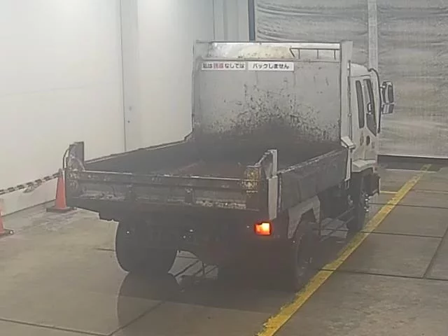 Isuzu Forward  с аукциона в Японии
