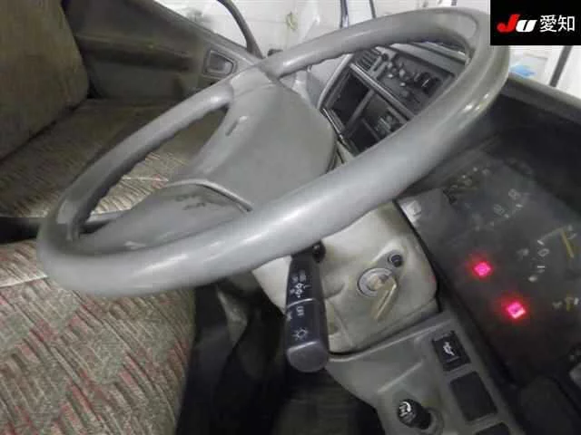 Mitsubishi Fuso Canter  с аукциона в Японии