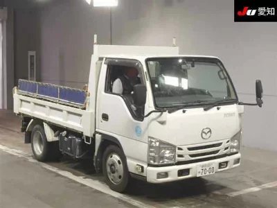 Mazda Titan