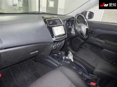 Mitsubishi RVR