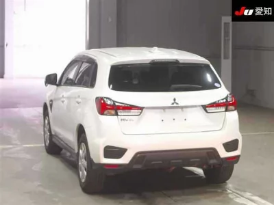 Mitsubishi RVR
