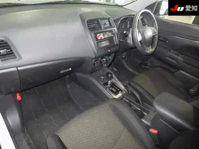 Mitsubishi RVR