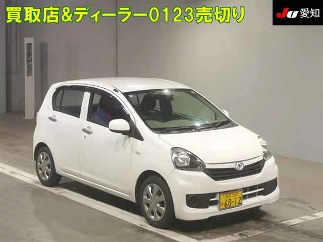 Daihatsu Mira e:S  с аукциона в Японии