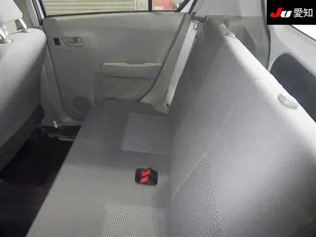 Daihatsu Mira e:S  с аукциона в Японии