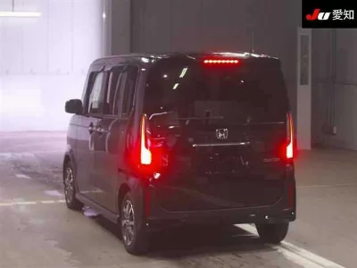 Honda N BOX CUSTOM