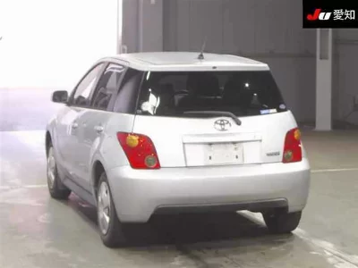Toyota Ist