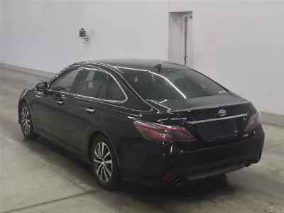 TOYOTA CROWN HYBRID