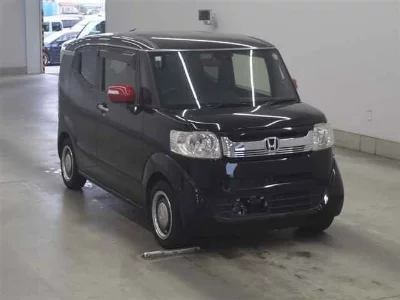 Honda N-Box Slash