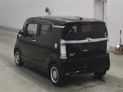 Honda N-Box Slash