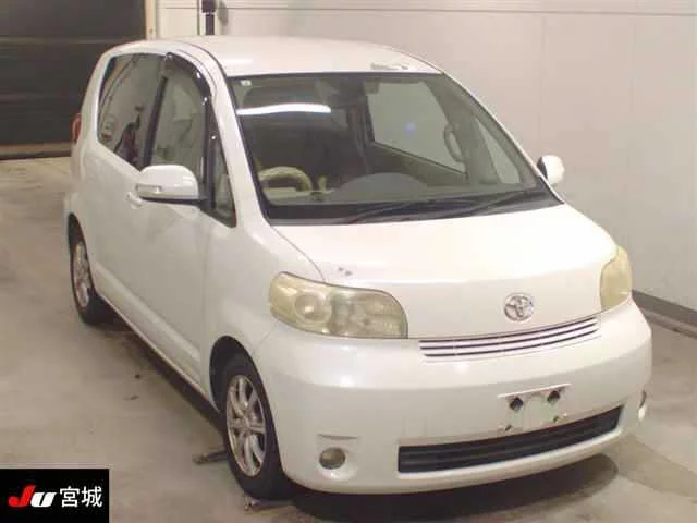 Toyota Porte  с аукциона в Японии
