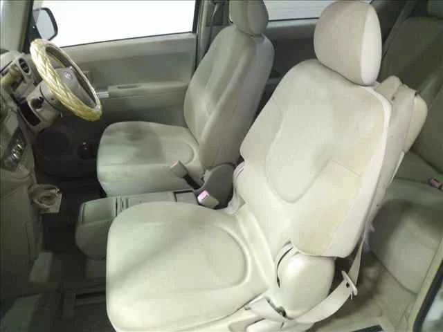Toyota Porte  с аукциона в Японии