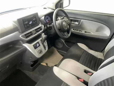 Daihatsu Cast Activa