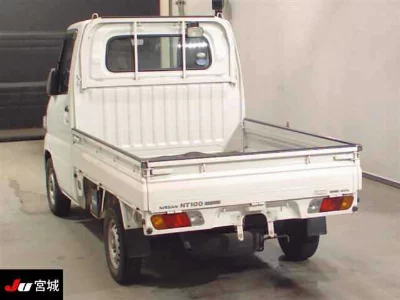 Nissan NT100 Clipper