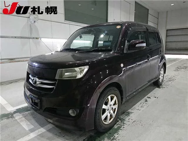 Toyota bB  с аукциона в Японии