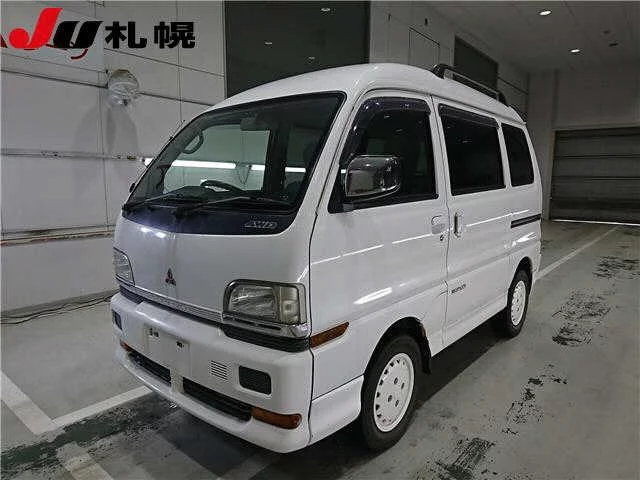 Mitsubishi Bravo  с аукциона в Японии