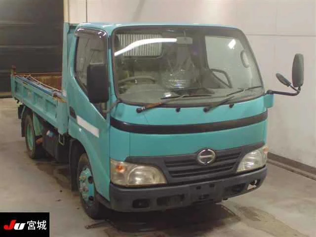 Hino Dutro  с аукциона в Японии