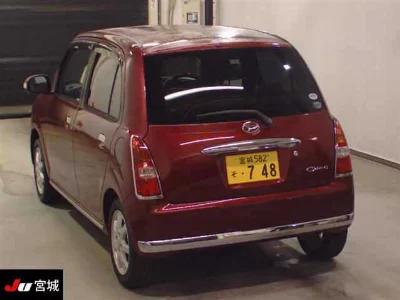 Daihatsu Mira Gino