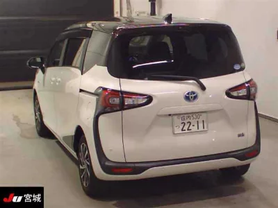 Toyota Sienta