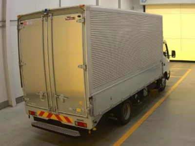 TOYOTA DYNA
