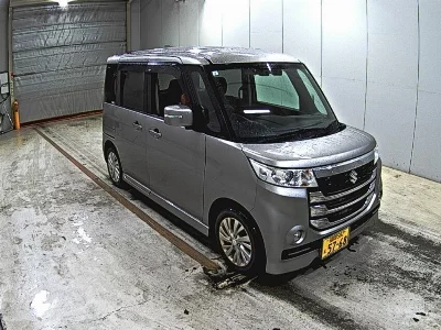 Suzuki Spacia Custom