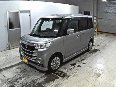 Suzuki Spacia Custom