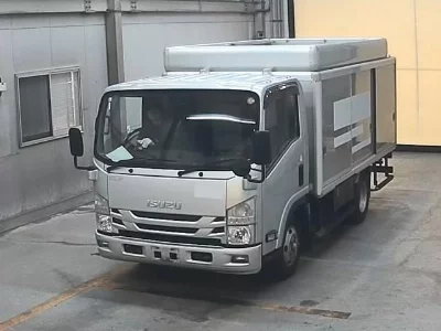 Isuzu Elf