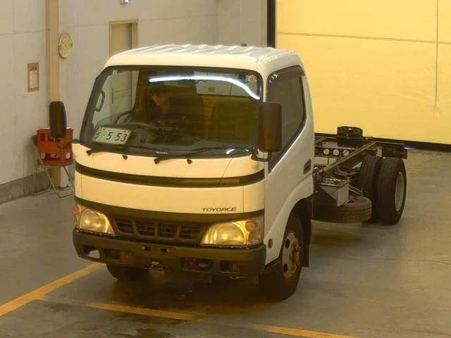 Toyota ToyoAce  с аукциона в Японии