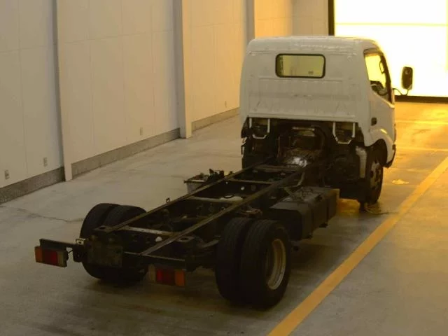 Toyota ToyoAce  с аукциона в Японии