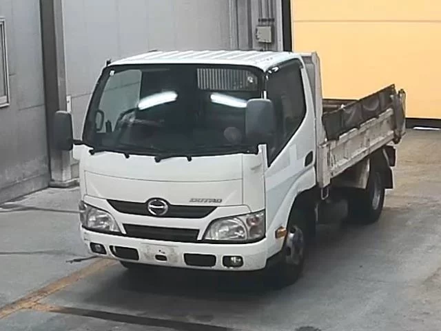 Hino Dutro  с аукциона в Японии