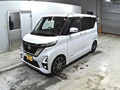 NISSAN ROOX