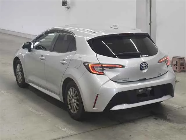Toyota Corolla Hatchback  с аукциона в Японии