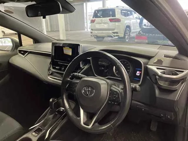 Toyota Corolla Hatchback  с аукциона в Японии