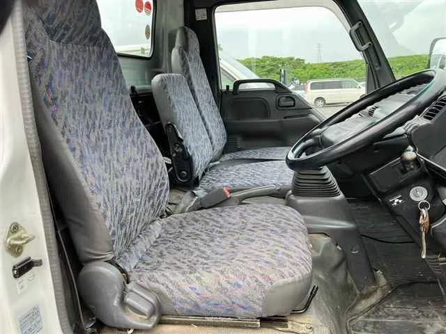 Isuzu Elf  с аукциона в Японии