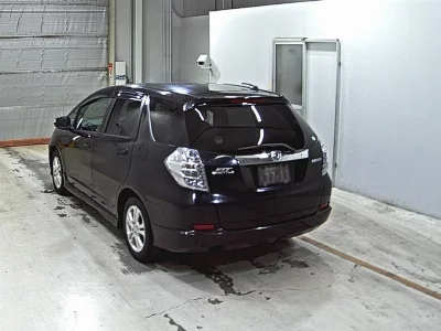 Honda FIT SHUTTLE HYBRID