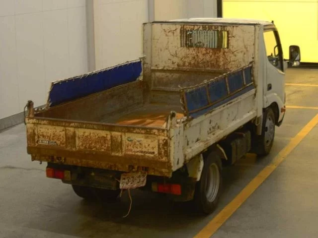 Hino Dutro  с аукциона в Японии
